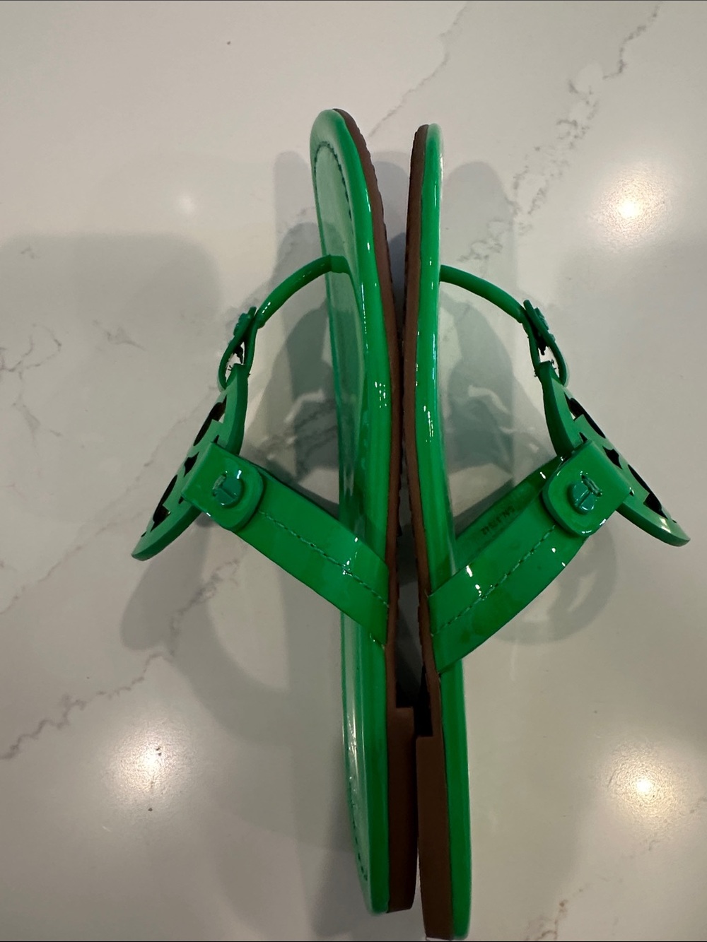 Tory Burch Green Patent Leather Miller Sandals Size 6 - Picture 4 of 8
